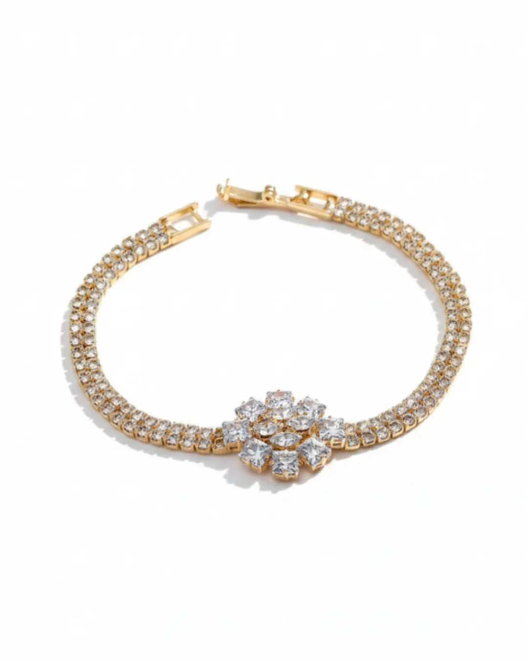 Golden Bracelet – Subtle Elegance for Everyday Wear