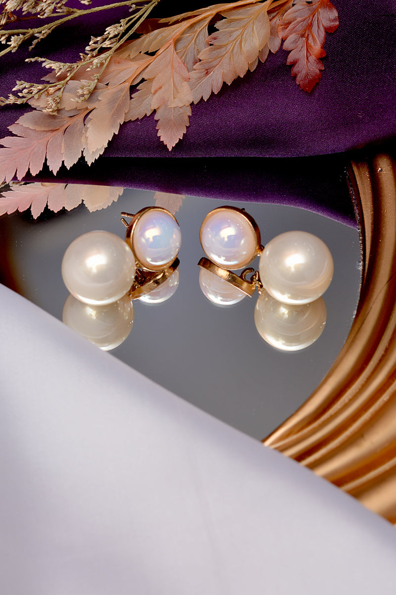 White Earrings – Timeless Elegance with a Gold-Plated Finish
