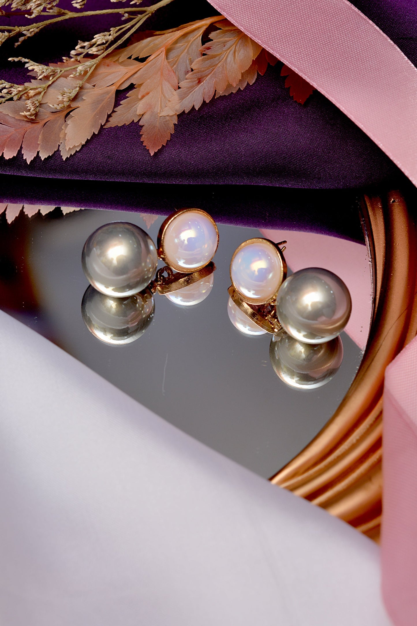 Green Earrings – Timeless Elegance with a Gold-Plated Finish