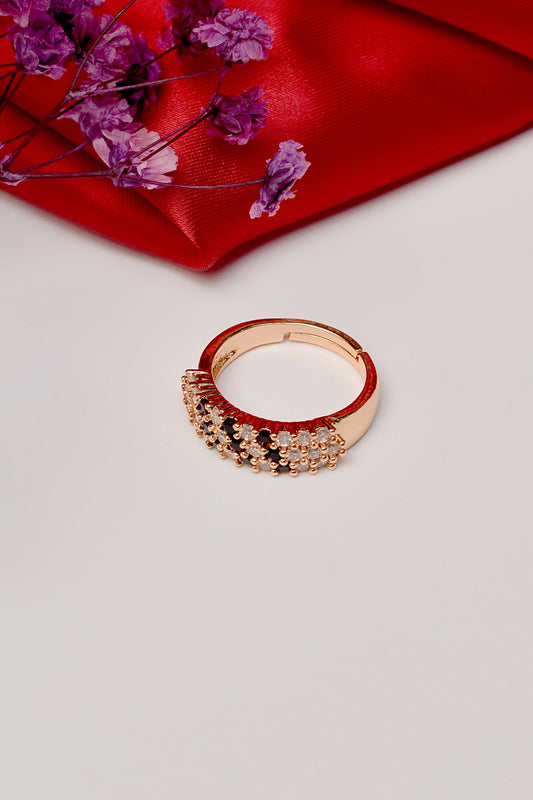 Size 0 Golden Black Ring