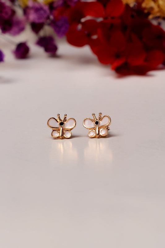 White Ear Studs – Timeless Simplicity for Everyday Elegance